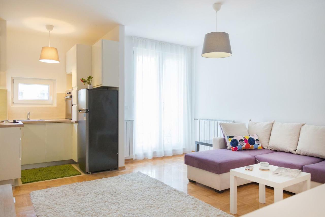 Cute And Sunny Studio In Zagreb With Balcony & Free Parking Екстер'єр фото