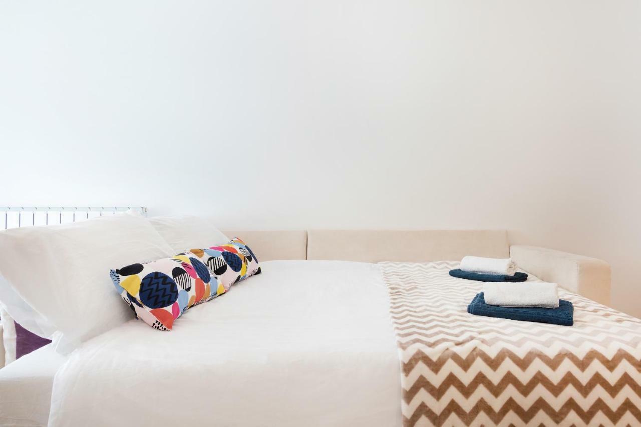 Cute And Sunny Studio In Zagreb With Balcony & Free Parking Екстер'єр фото