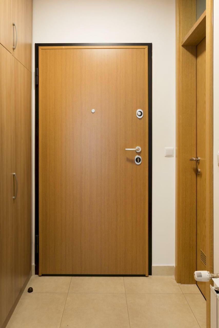 Cute And Sunny Studio In Zagreb With Balcony & Free Parking Екстер'єр фото